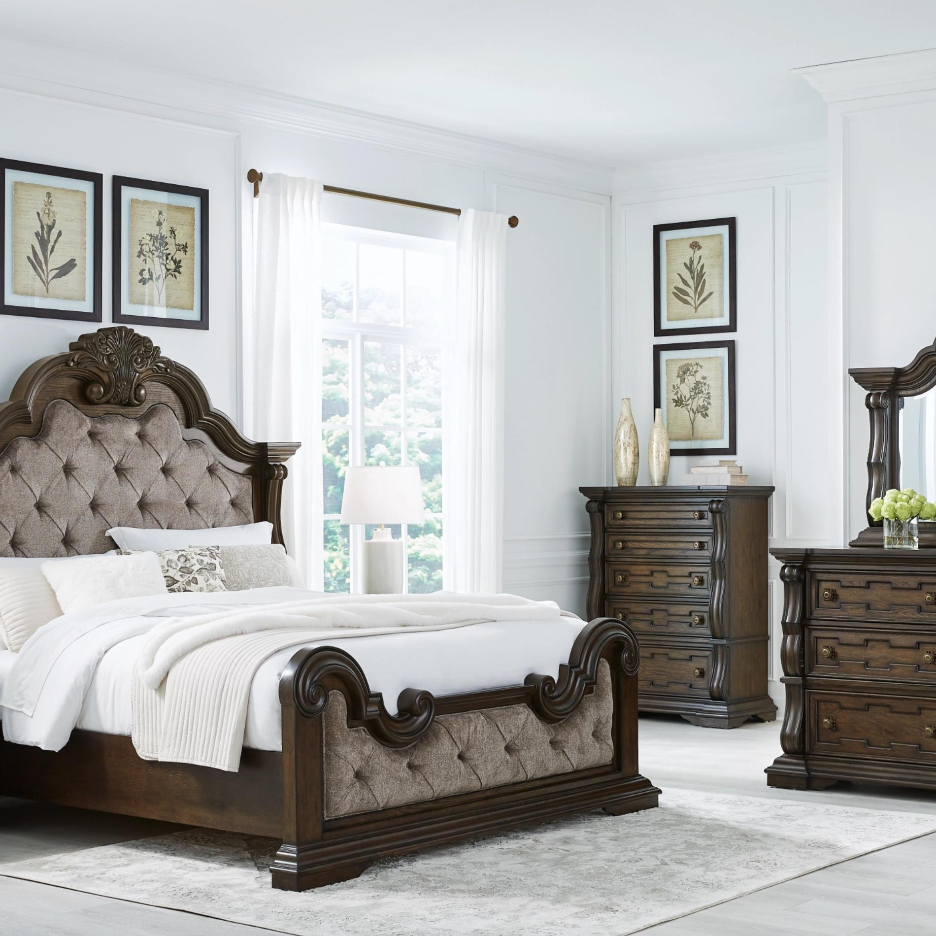 Maylee Collection