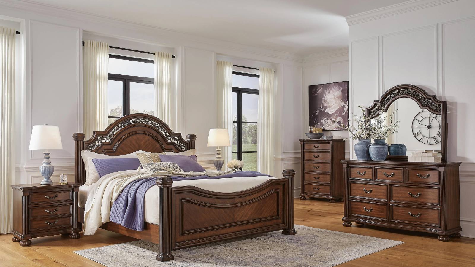 Lavinton Bedroom Collection