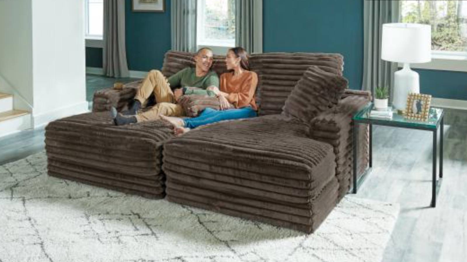Comfrey Living Room Collection