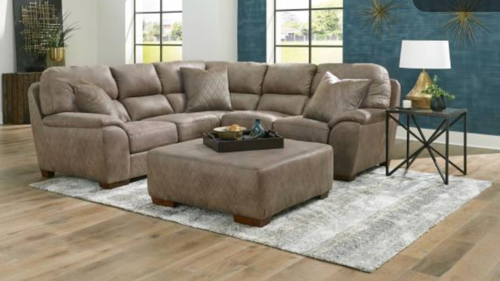 Royce Living Room Collection