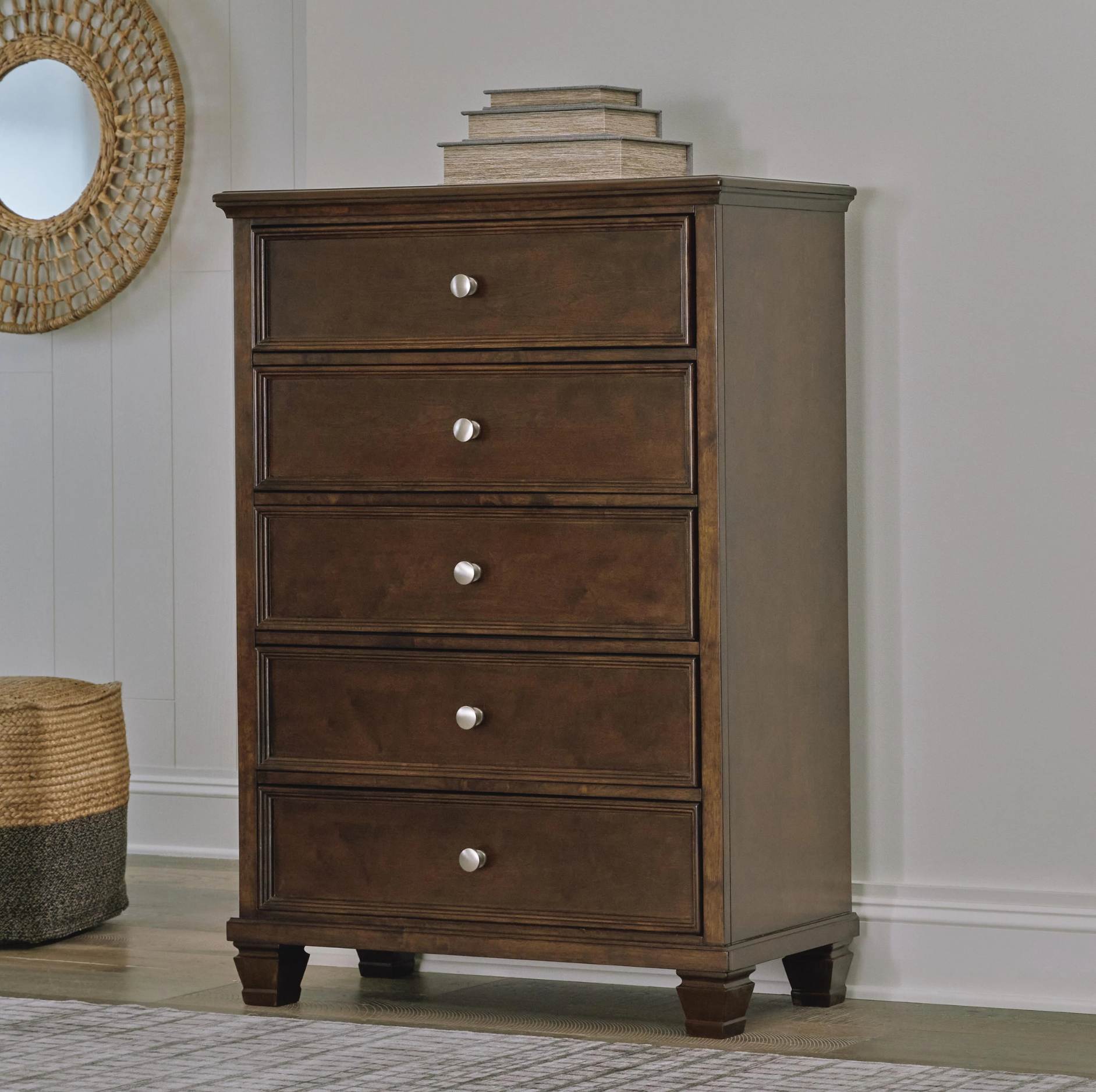 Ashley Danabrin Chest