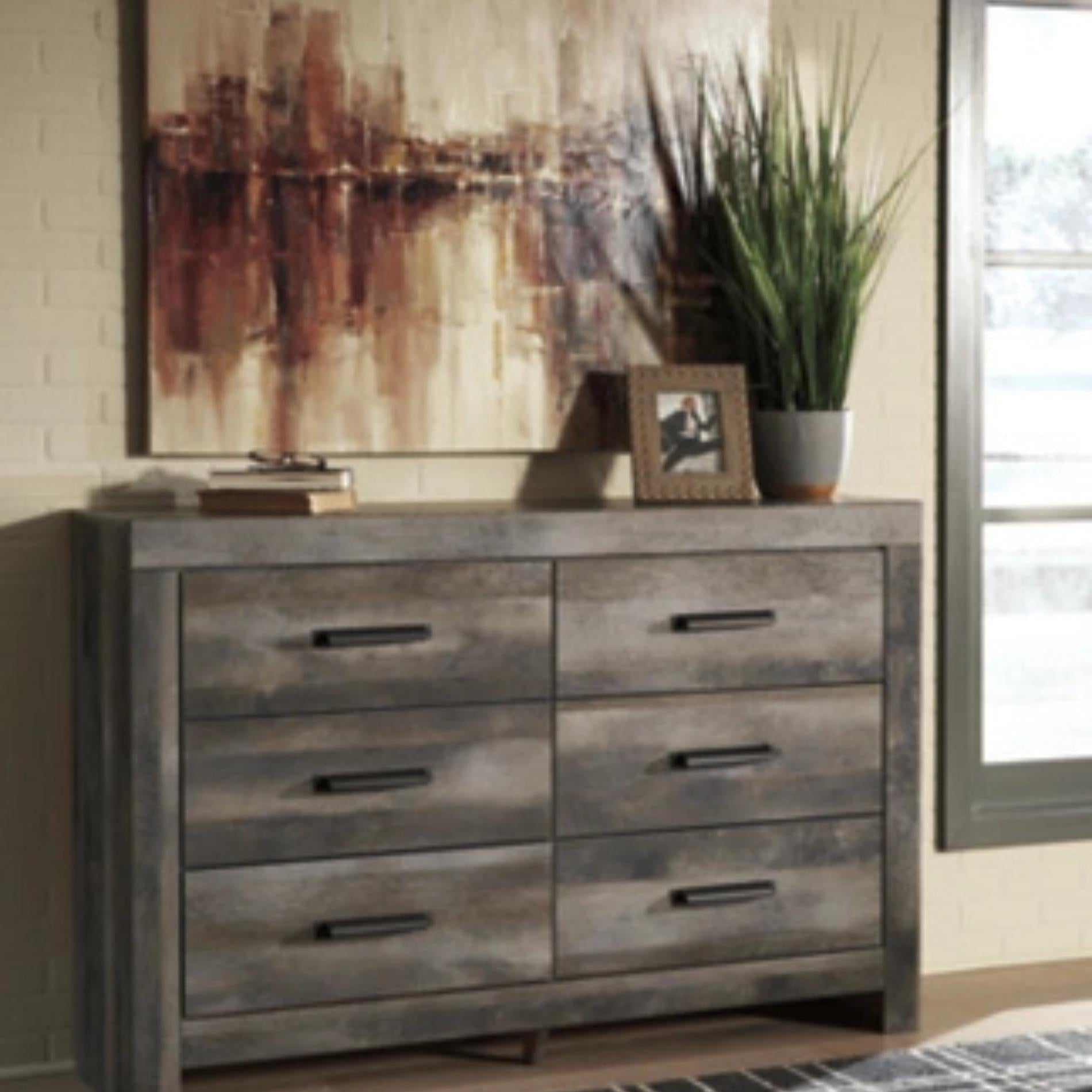 Wynnlow 6 Drawer Dresser
