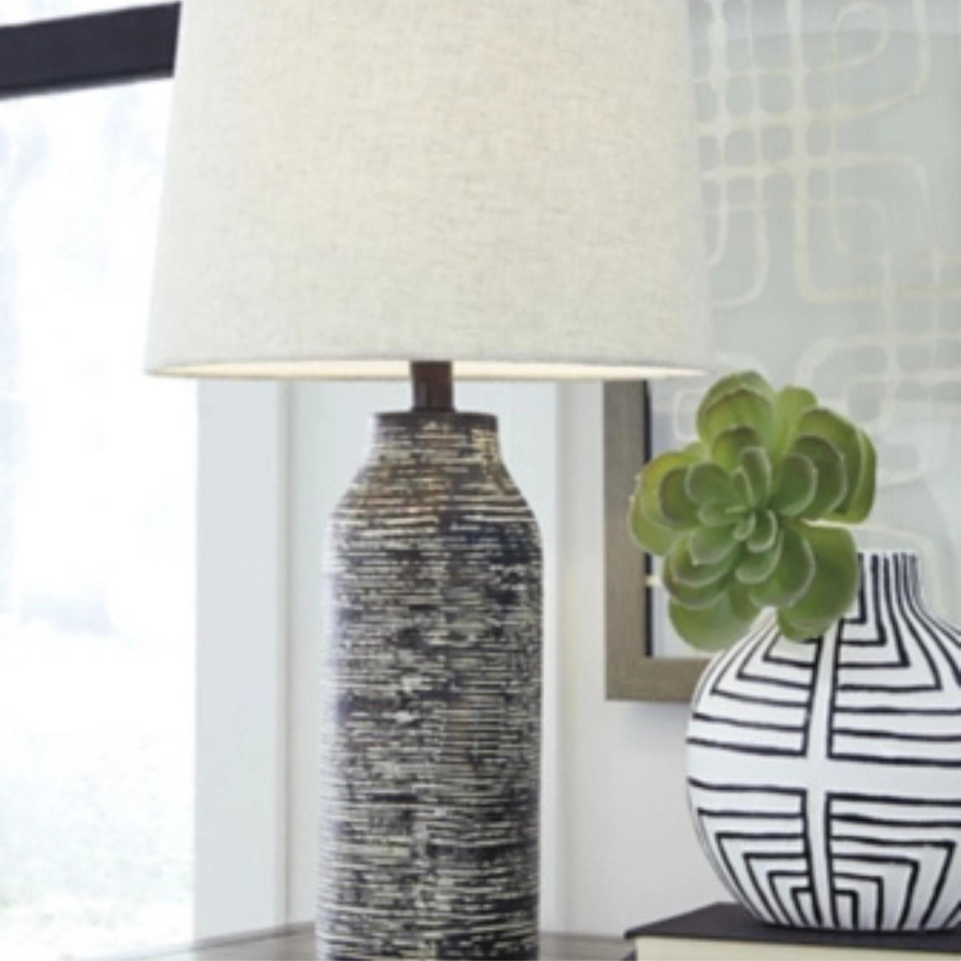 Mahima Table Lamp