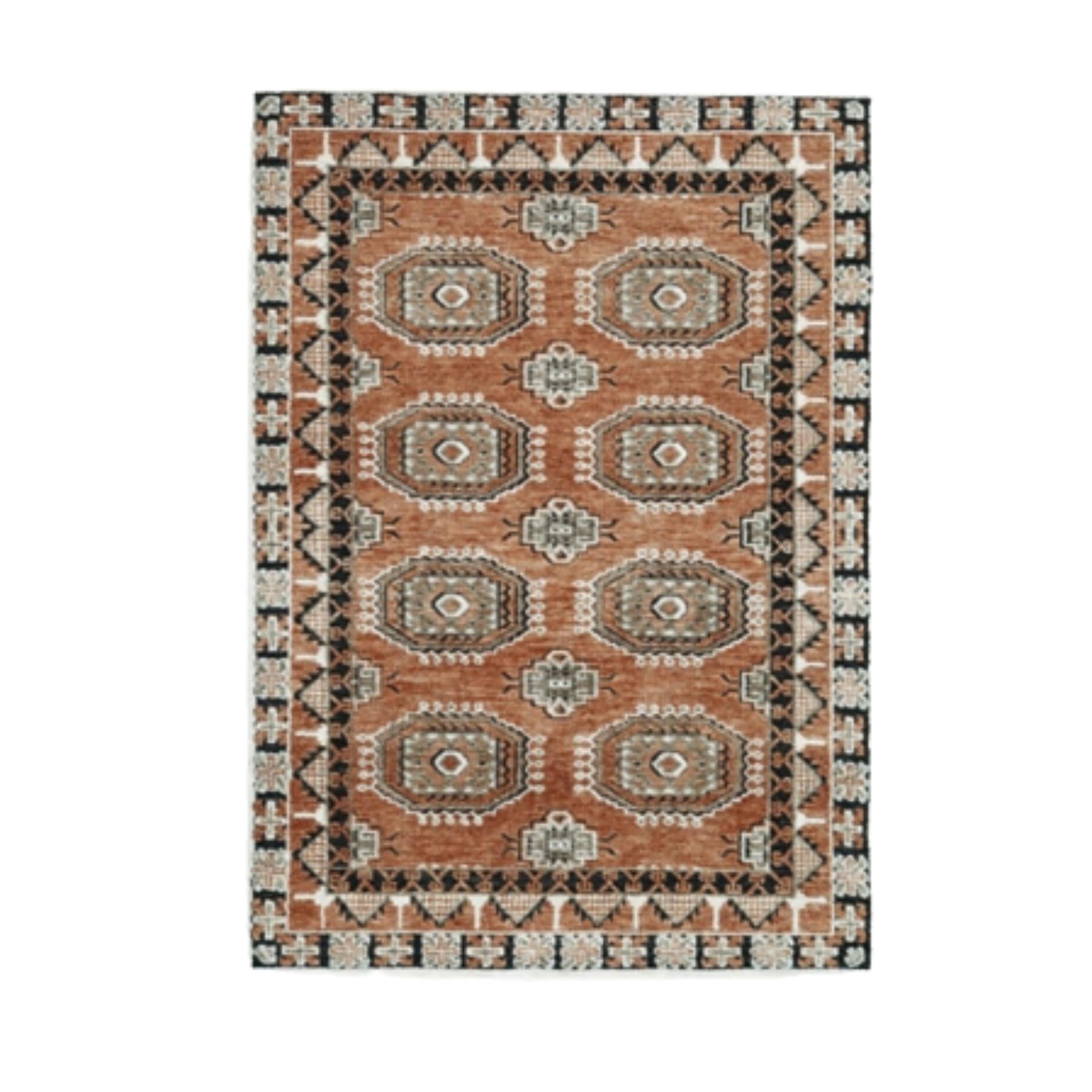 Qaabiz 5' X 7' Area Rug