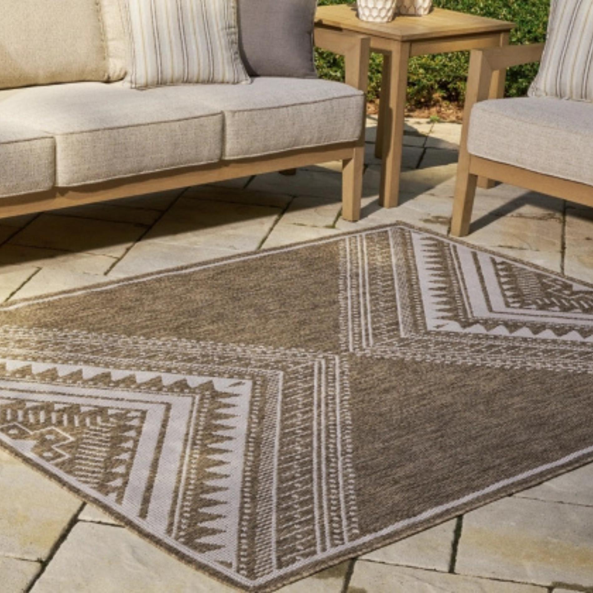 Dunsler 5' x 7' Rug