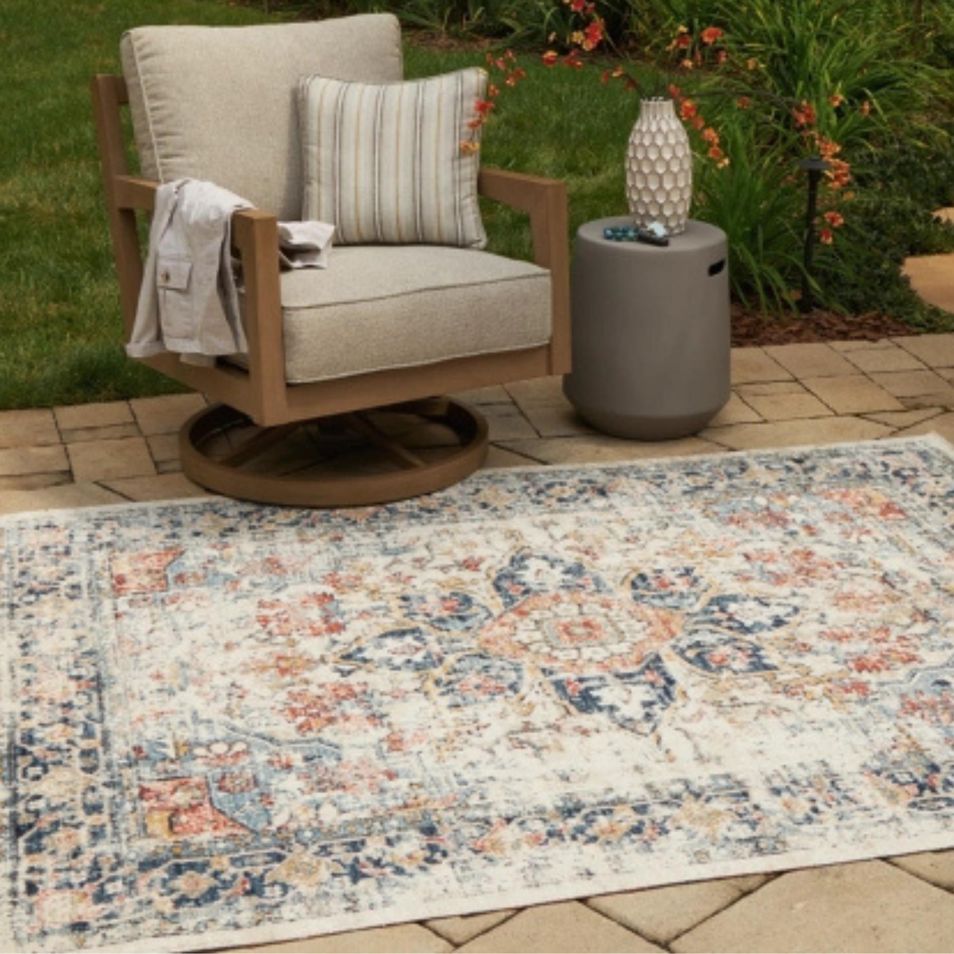 Jarrpage 5' X 7' Rug