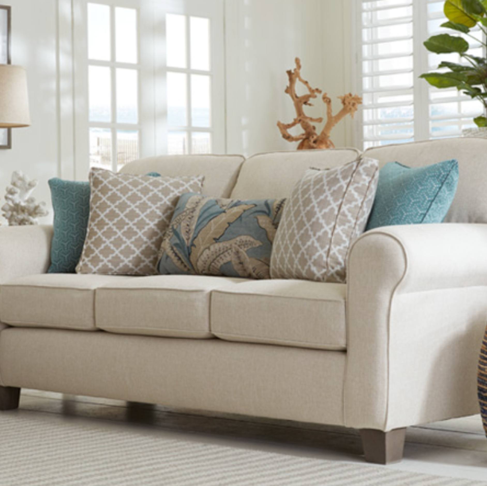 Best Home Furnishings Annabel Sofa